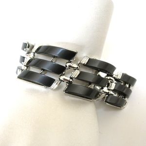 CORO Moonglow Lucite Link Bracelet, Pegasus, 60's